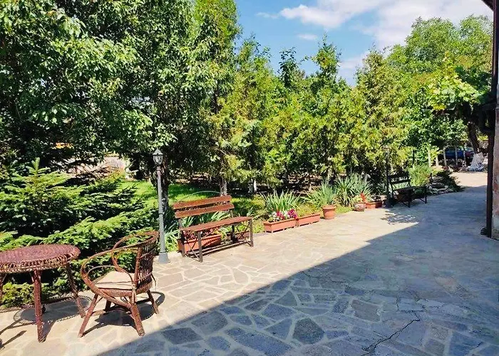 семеен свети георги Kavarna