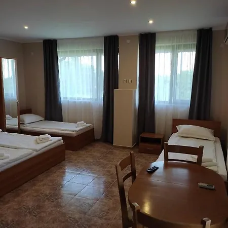 Hotel семеен свети георги *