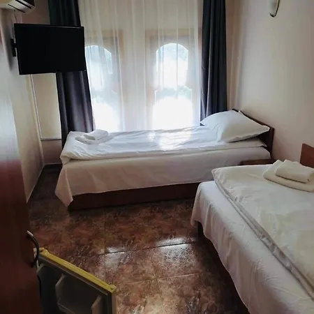 семеен свети георги Kavarna